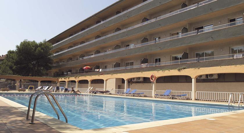 ל'אסטרטיט Apartamentos Salles Beach מראה חיצוני תמונה