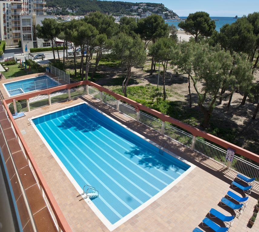 ל'אסטרטיט Apartamentos Salles Beach מראה חיצוני תמונה