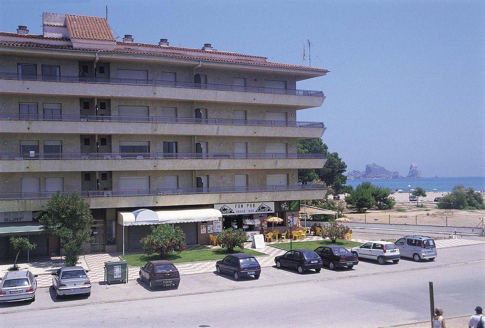 ל'אסטרטיט Apartamentos Salles Beach מראה חיצוני תמונה
